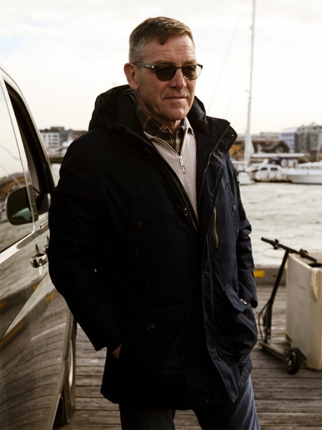 Alfred Gislason im Outfit Wetterschutz-Parka Steife Brise am Hafen