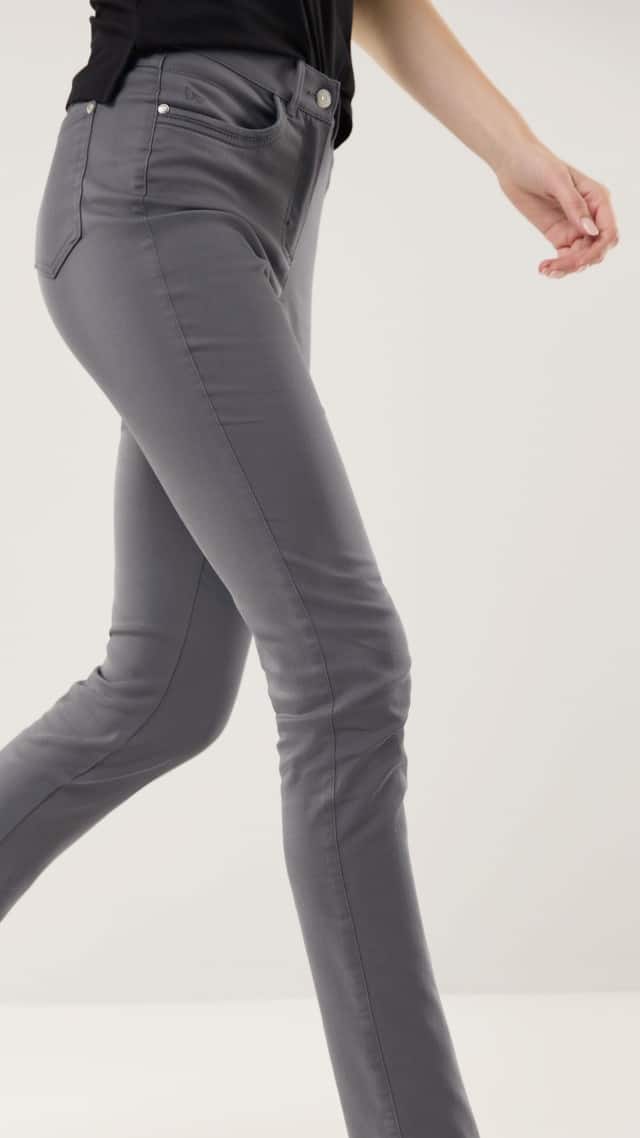 Abbildung Extraglatt-Baumwollhose