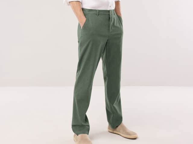 Abbildung grüne Hose