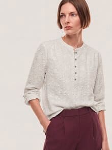 Bluse mit Blütenstickerei Offwhite