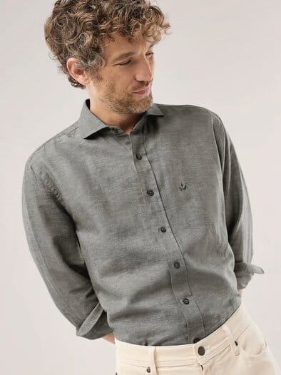 Leinen-Mix Hemd mit Haifischkragen Schilf