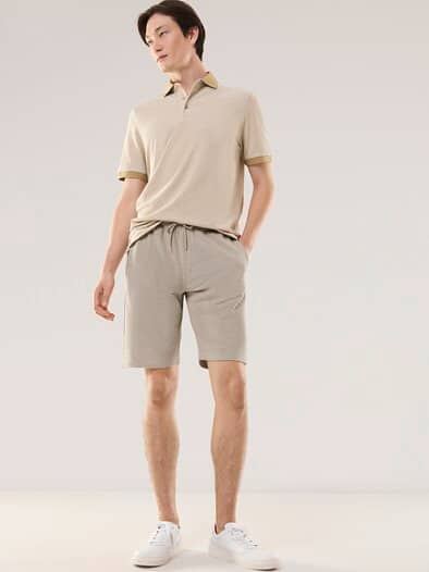 Freizeitshorts Extraglatt Sand