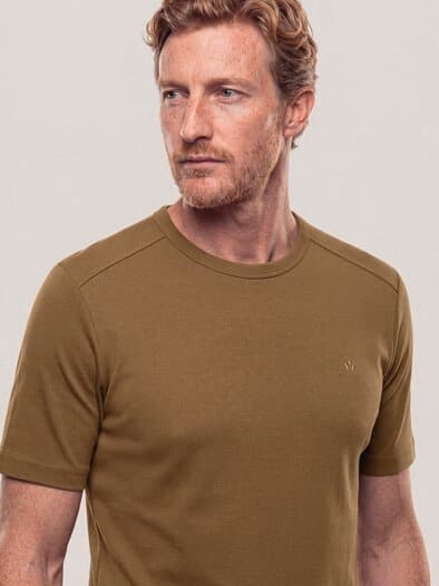 Das zu schade für drunter-Shirt Cognac