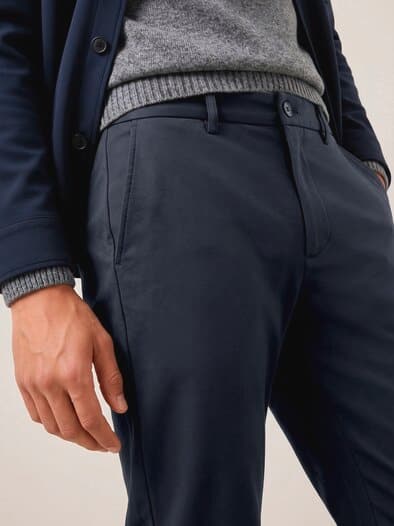 Anzug-Chino aus elast. Material Marine