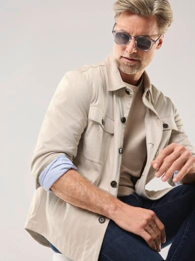 Hemdjacke aus Microvelours Beige
