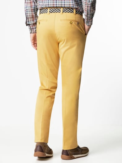 Extraglatt-Stretchbund-Chino Gelb