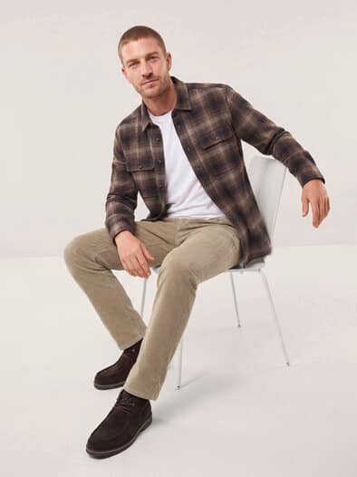 Cordhose aus weicher Baumwolle Camel