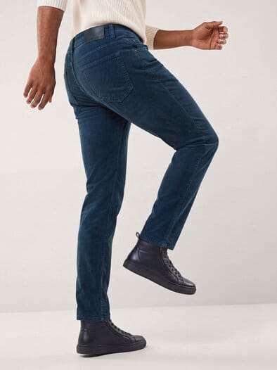 Five Pocket aus feinem Cord Rauchblau