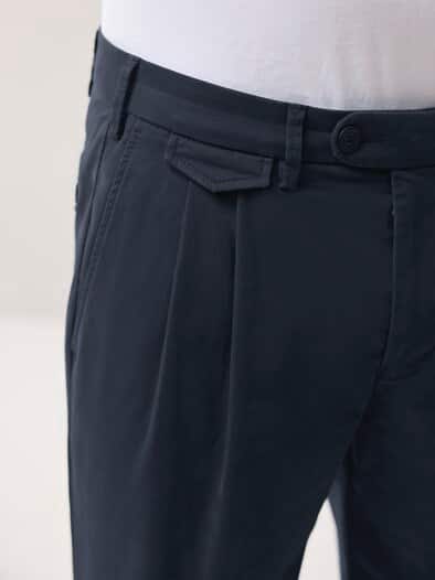 Feintwill Bundfalten-Chino Marine