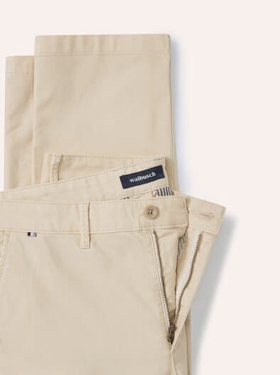 100 Komplimente Chino Saharabeige