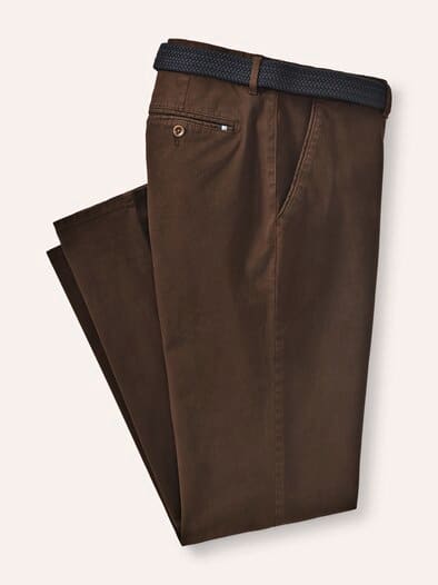 Chino inklusive Gürtel Braun