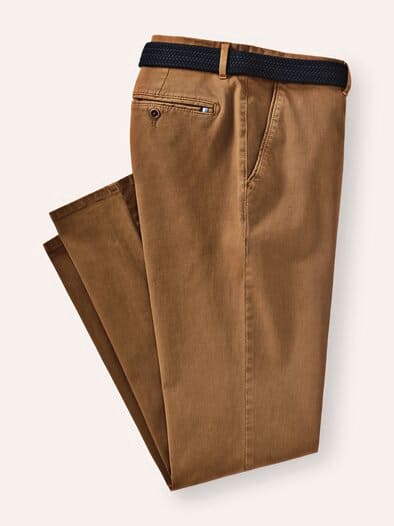 Chino inklusive Gürtel Cognac