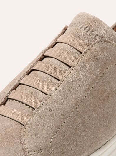 Smart Casual Sneaker Stein