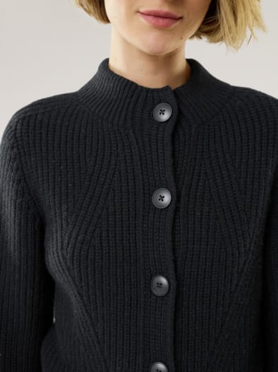 Cashmino Strickjacke Nahtlos Schwarz