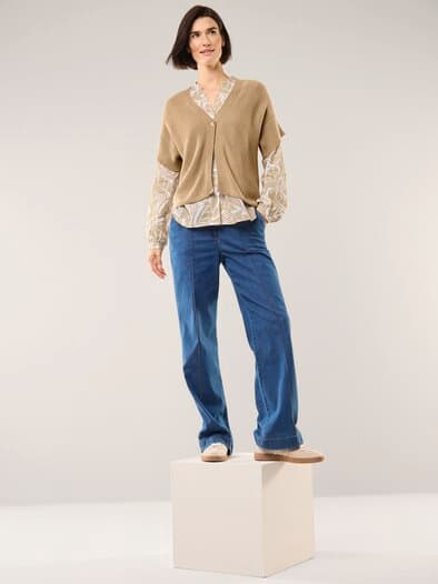 Strickweste Strukturmuster Sand