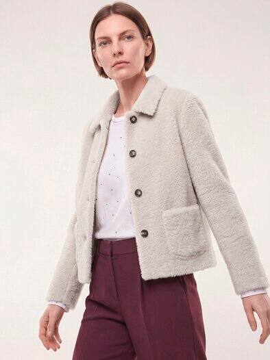 Flauschige Jacke Kitt