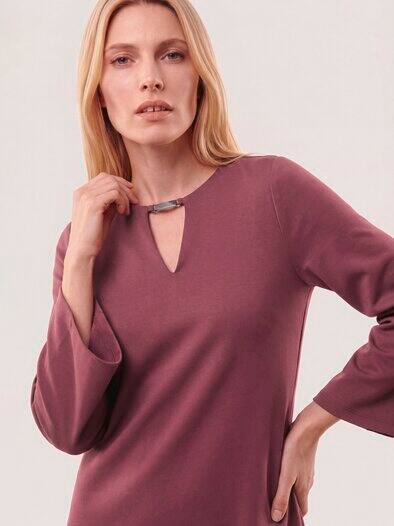 Kleid A-Linie mit Ausschnittdetail Merlot