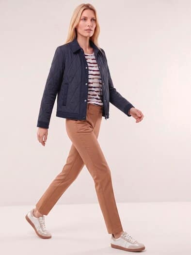 Kurze Steppjacke mit Materialmix Nachtblau