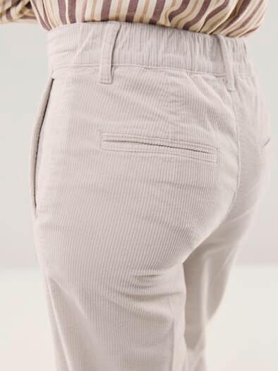 Marlene Hose aus weichem Cord Soft Sesam