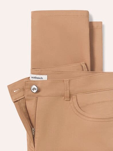 Extraglatt Baumwollhose Feminine F Praline