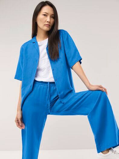 Reverskragen Bluse Leinenmix Königsblau