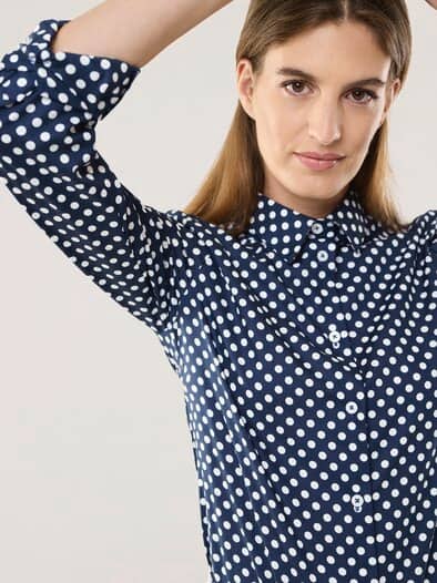 Extraglatt Baumwoll-Bluse Tupfen Marine