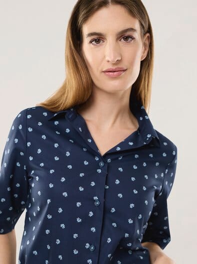 Extraglatt-Hemdbluse Everyday 2.0 Blumendruck Marine