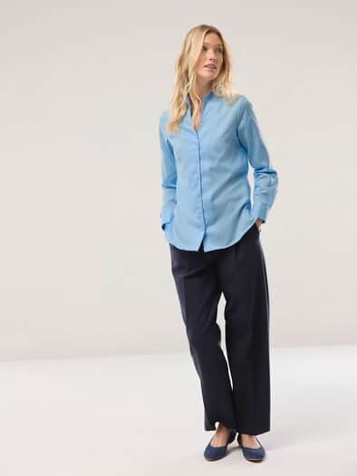 Extraglatt-Bluse Kelchkragen Skyblue