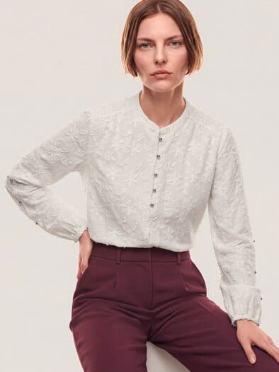 Bluse mit Blütenstickerei Offwhite