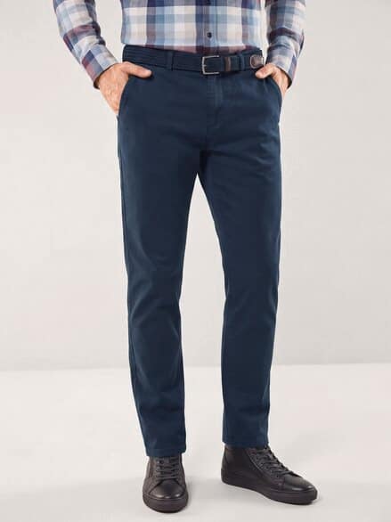 Chino inklusive Gürtel Marine