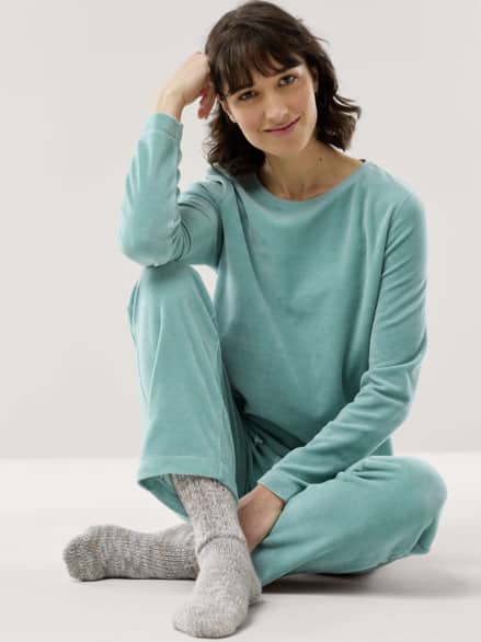 Nicki Kuschel Anzug Gletschergrün Nicki Kuschel Anzug Gletschergrün