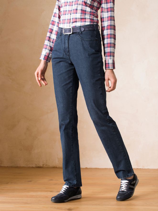 Passform-Jeans Feminine Fit Passform-Jeans Feminine Fit