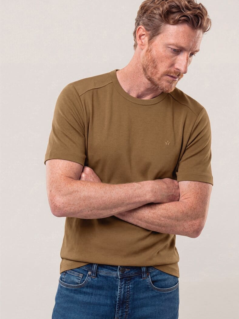 Das zu schade für drunter-Shirt Cognac