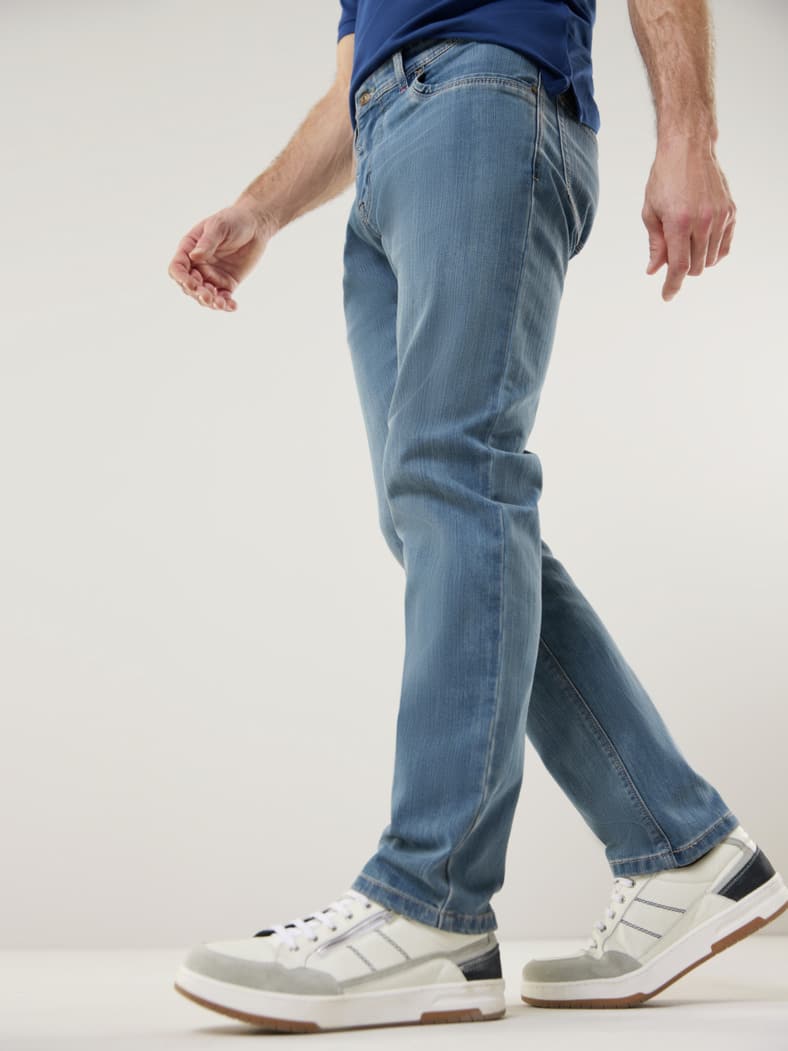 T400 Sportjeans Modern Fit Light Blue