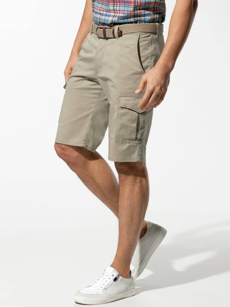 Extraglatt Gürtel Cargo-Bermudas Beige