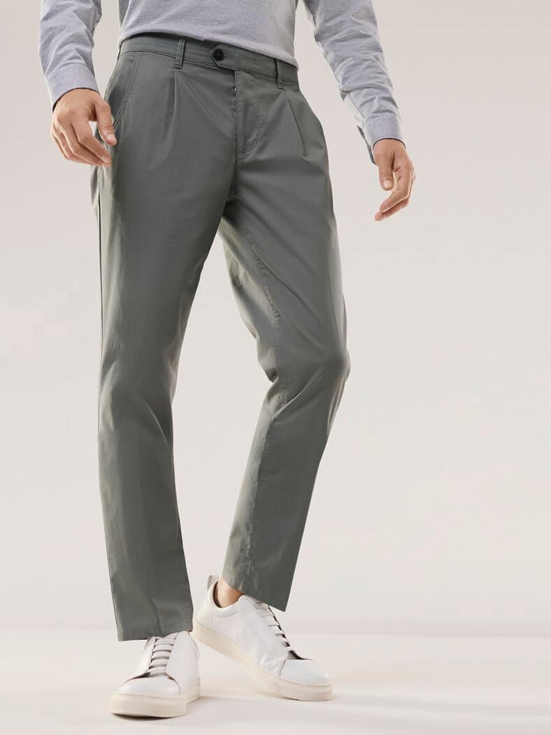 Premium Klima-Chino Graugrün