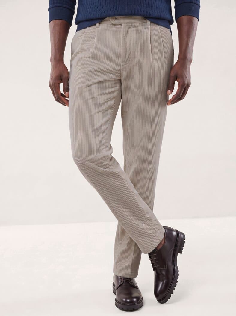 Cordhose mit Bundfalte Offwhite