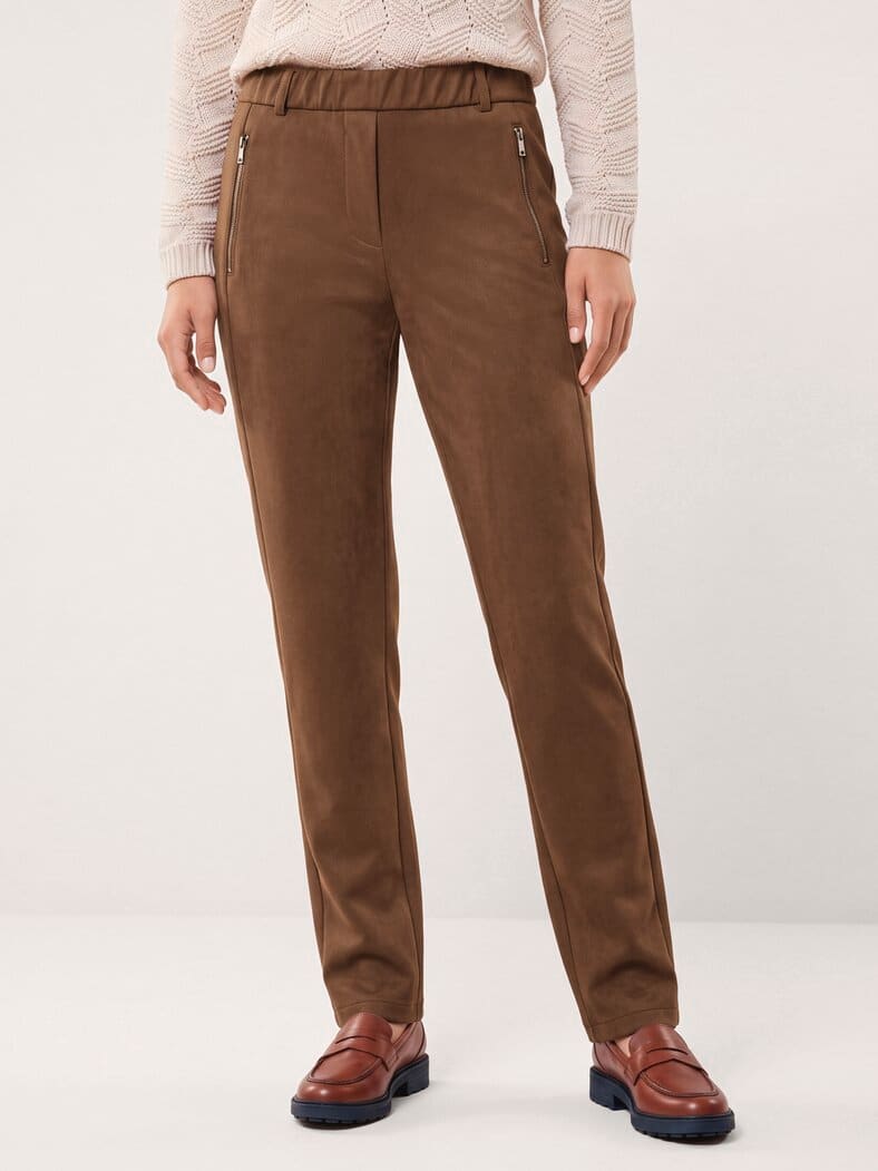 Suede Hose aus elastischem Material Cognac