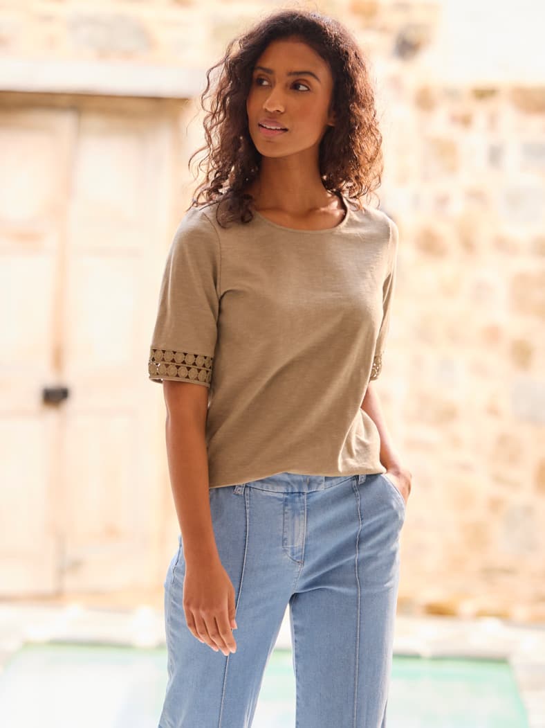 Outfit Baumwollshirt Dekospitze