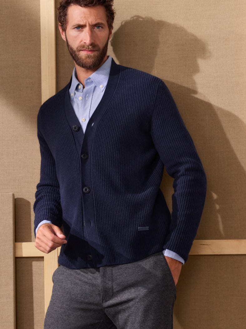 Outfit Patentstrick-Cardigan